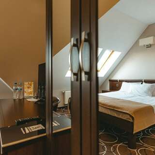 Гостиница Априори Зеленоградск Стандартный двухместный номер в мансарде-3